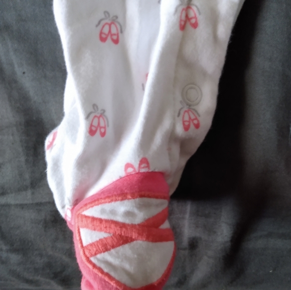 Sleeper - Picture 3 of 4